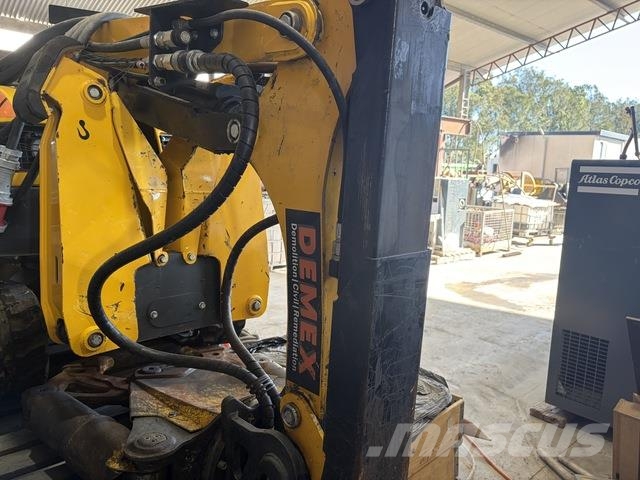Brokk 200 Rušilni bagri