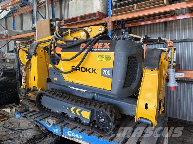 Brokk 200 Rušilni bagri