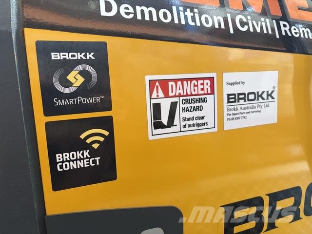 Brokk 200 Rušilni bagri