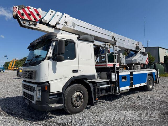 Bronto Skylift S34 MDT Pacēlāji uz automašīnas bāzes