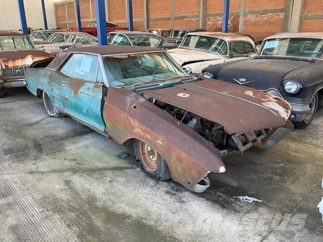 Buick Riviera Biler