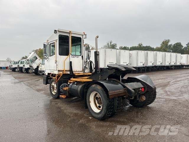 Capacity TJ5000 جرارات صالات المطارات