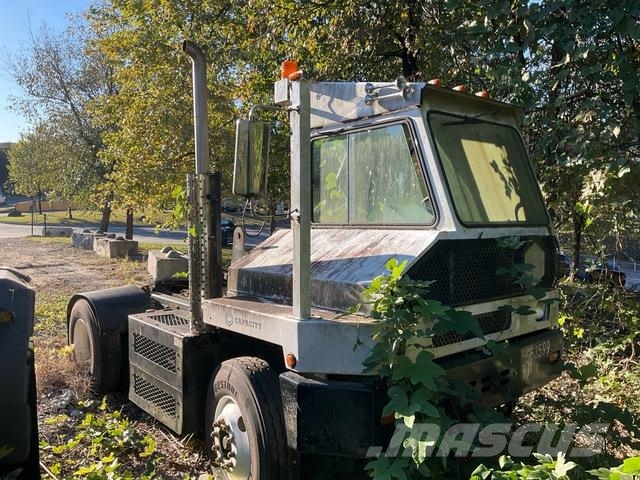 Capacity TJ5000 Terminalzugmaschinen