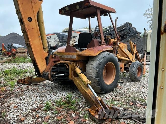 CASE 590 Baggerlader