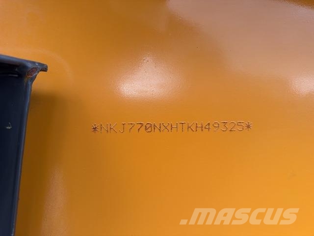 CASE 770NX لوادر ذات جرافات عكسية