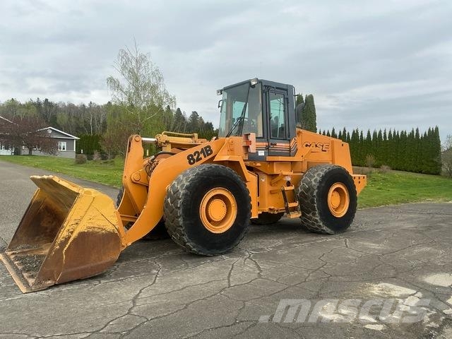 CASE 821B ホイールローダー・タイヤショベル