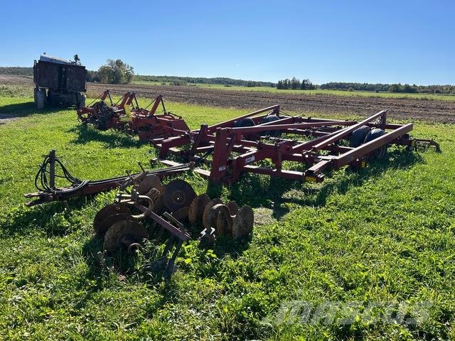 Case IH 4200FLCU Cultivators