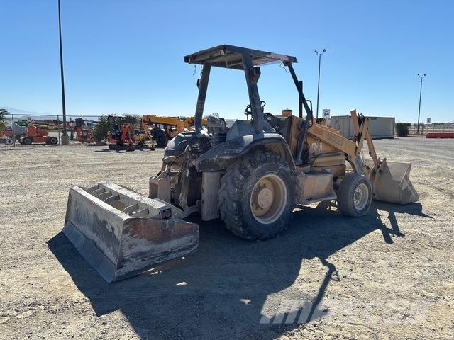 Case IH 570LXT Front loaders and diggers