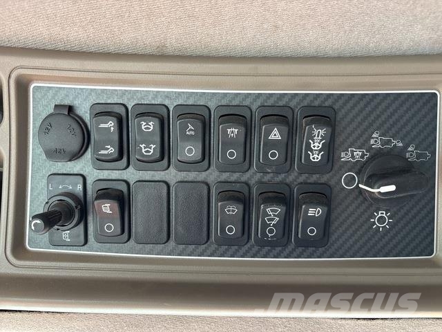 Case IH 8240 Sklízecí mlátičky