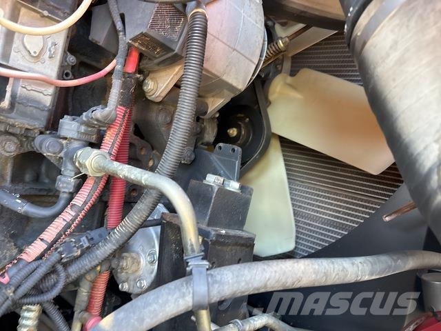 Case IH 8240 Sklízecí mlátičky