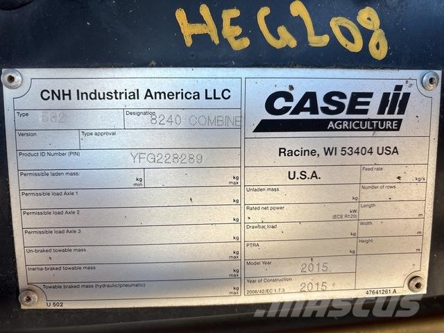 Case IH 8240 Sklízecí mlátičky
