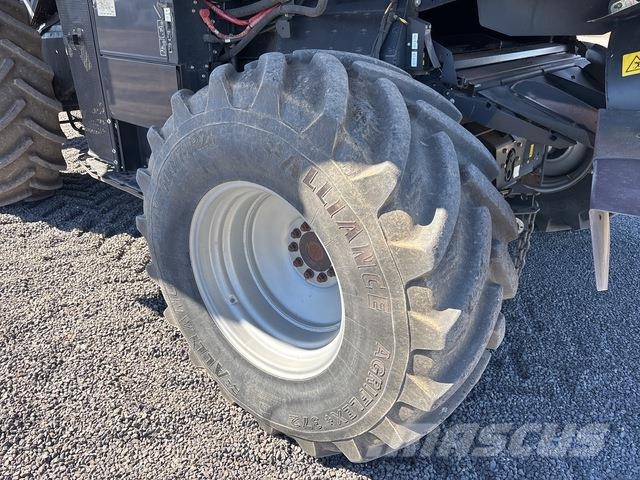 Case IH 8240 Sklízecí mlátičky