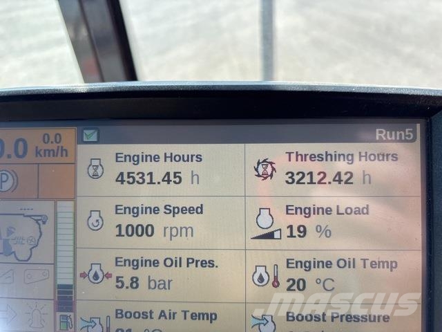 Case IH 8240 Sklízecí mlátičky