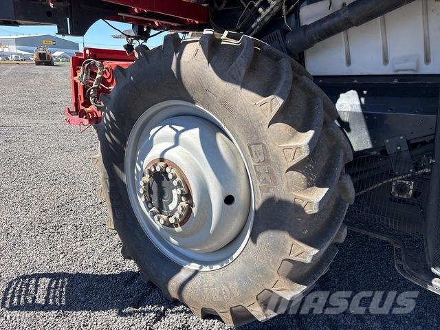 Case IH 8240 Sklízecí mlátičky