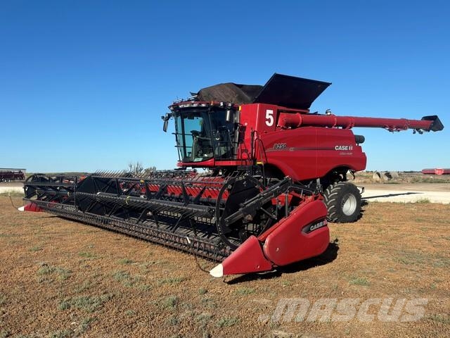 Case IH 8250 Mietitrebbiatrici