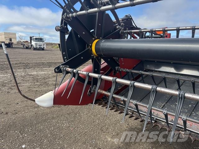Case IH 8250 Mietitrebbiatrici
