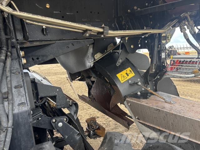 Case IH 8250 Mietitrebbiatrici
