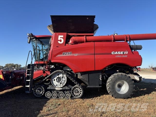 Case IH 8250 콤바인 수확기