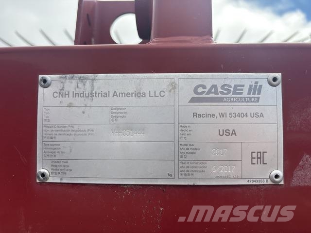 Case IH 8250 Mietitrebbiatrici