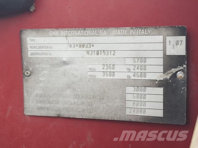 Case IH JX1080U Tractoren