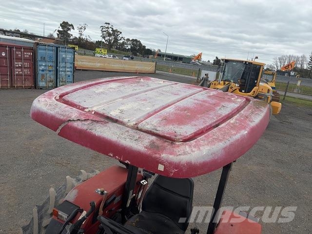 Case IH JX1080U Tractoren