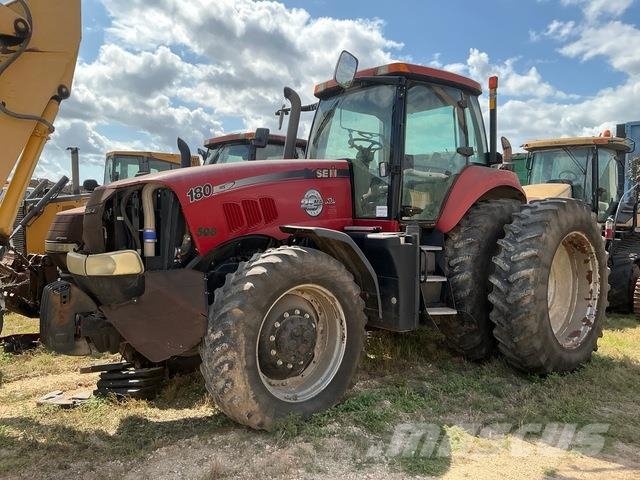 Case IH Magnum 180 الجرارات