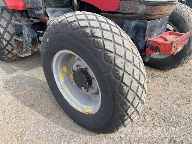 Case IH MX100C Traktorit