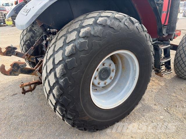 Case IH MX100C Traktorit