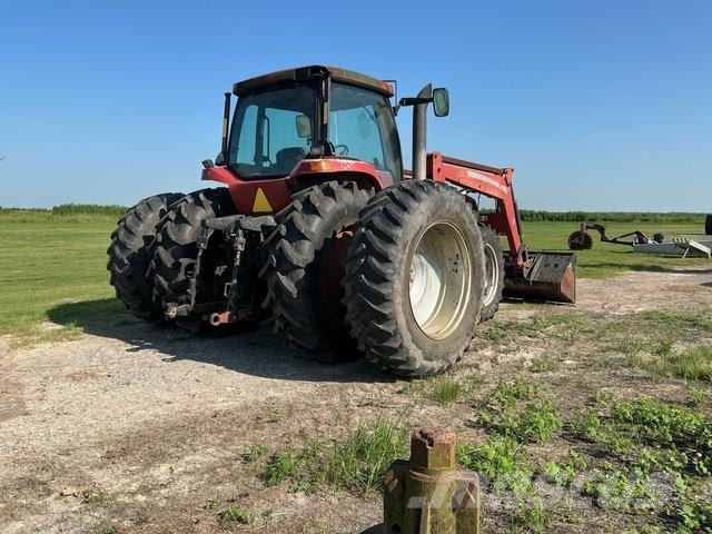 Case IH MX210 Traktorit