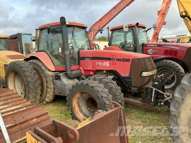 Case IH MX230 الجرارات