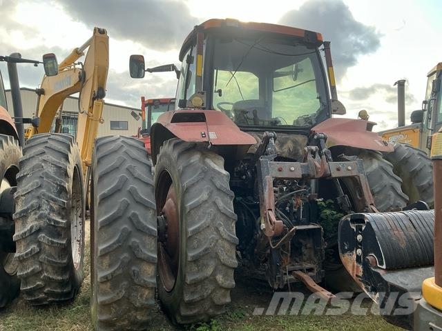 Case IH MX230 الجرارات