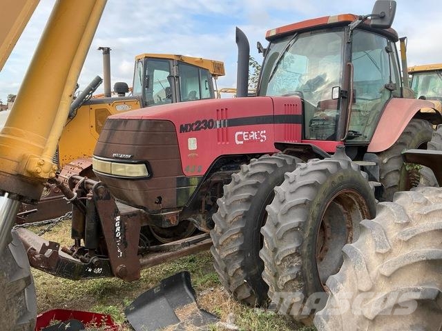 Case IH MX230 الجرارات