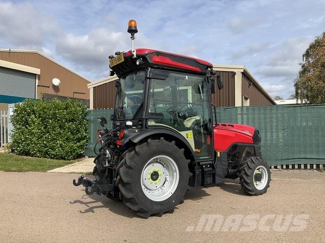 Case IH Quantum 90N Tractors