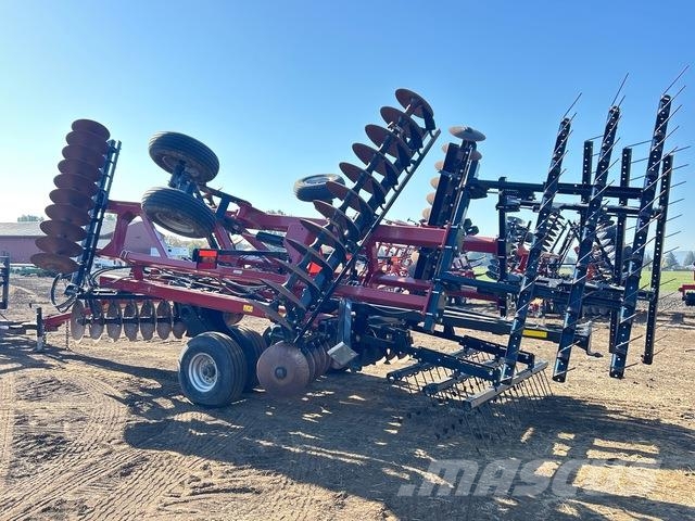 Case IH TT345 Sonstige Bodenbearbeitung