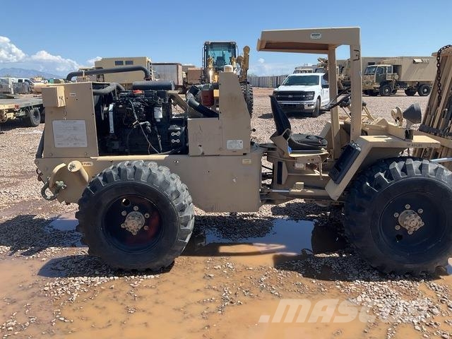 CASE M4K Montacargas todo terreno
