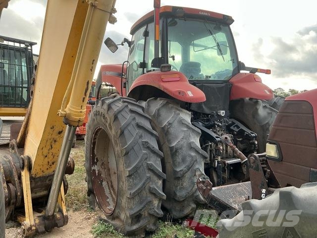 CASE Magnum 235 Manji traktori