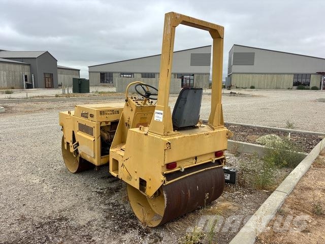 CASE W252 Tandemwalzen