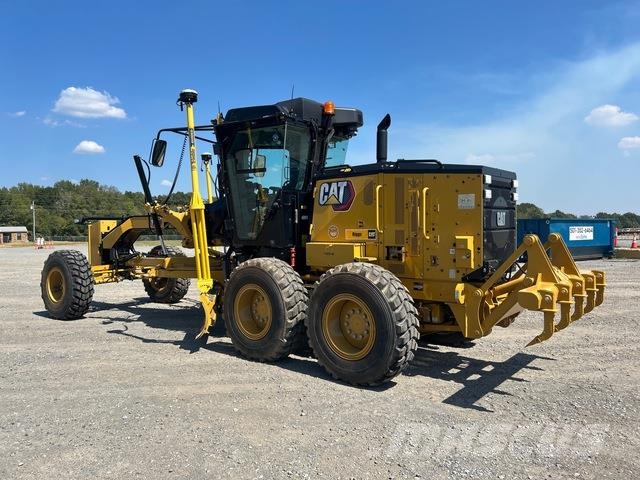 CAT 120 Grader