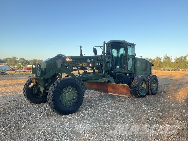 CAT 120M AWD Грейдери