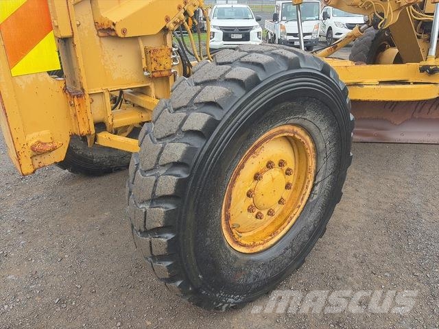 CAT 130G Grader