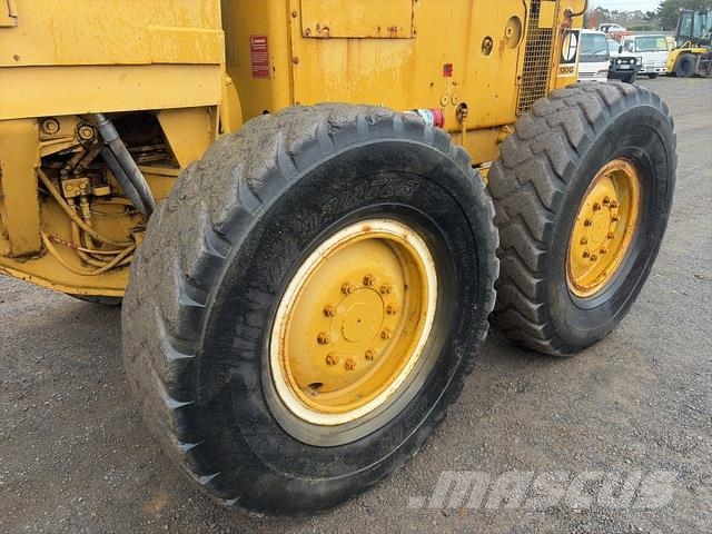 CAT 130G Grader