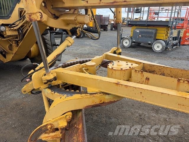 CAT 130G Grader