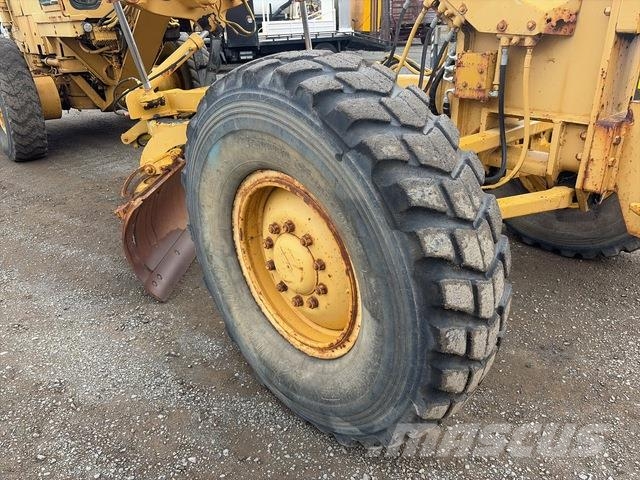 CAT 130G Grader