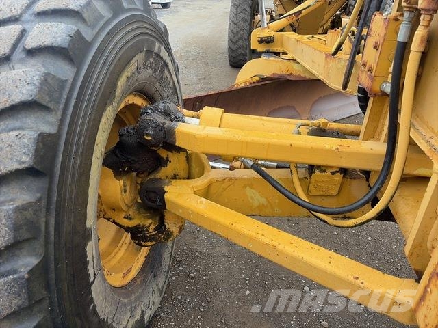 CAT 130G Grader