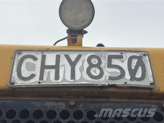 CAT 130G Grader