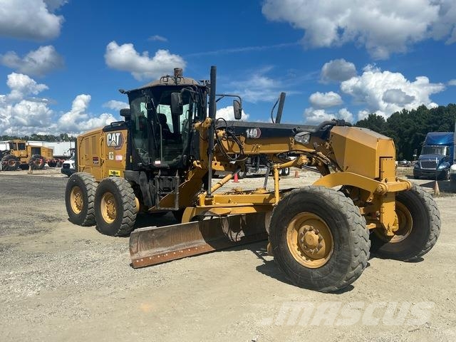 CAT 140 Grederji