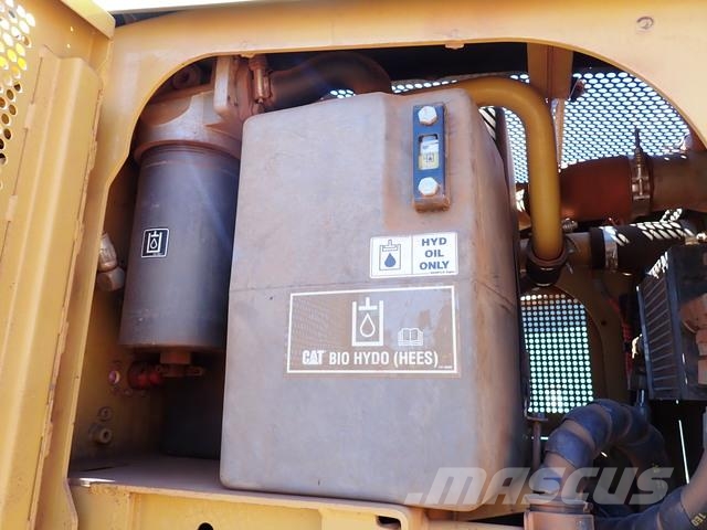 CAT 160M Grader