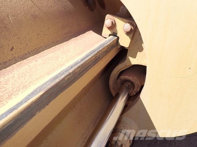 CAT 160M Grader
