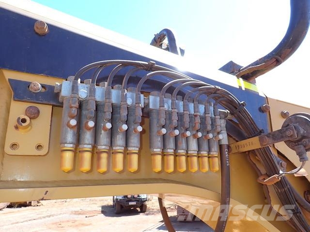 CAT 160M Grader
