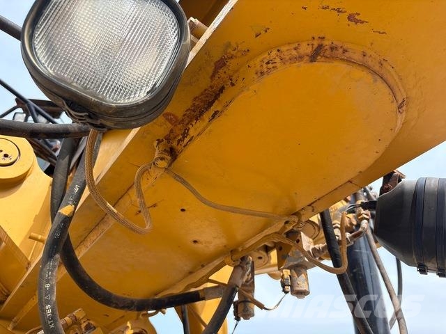CAT 16M VHP Grederji